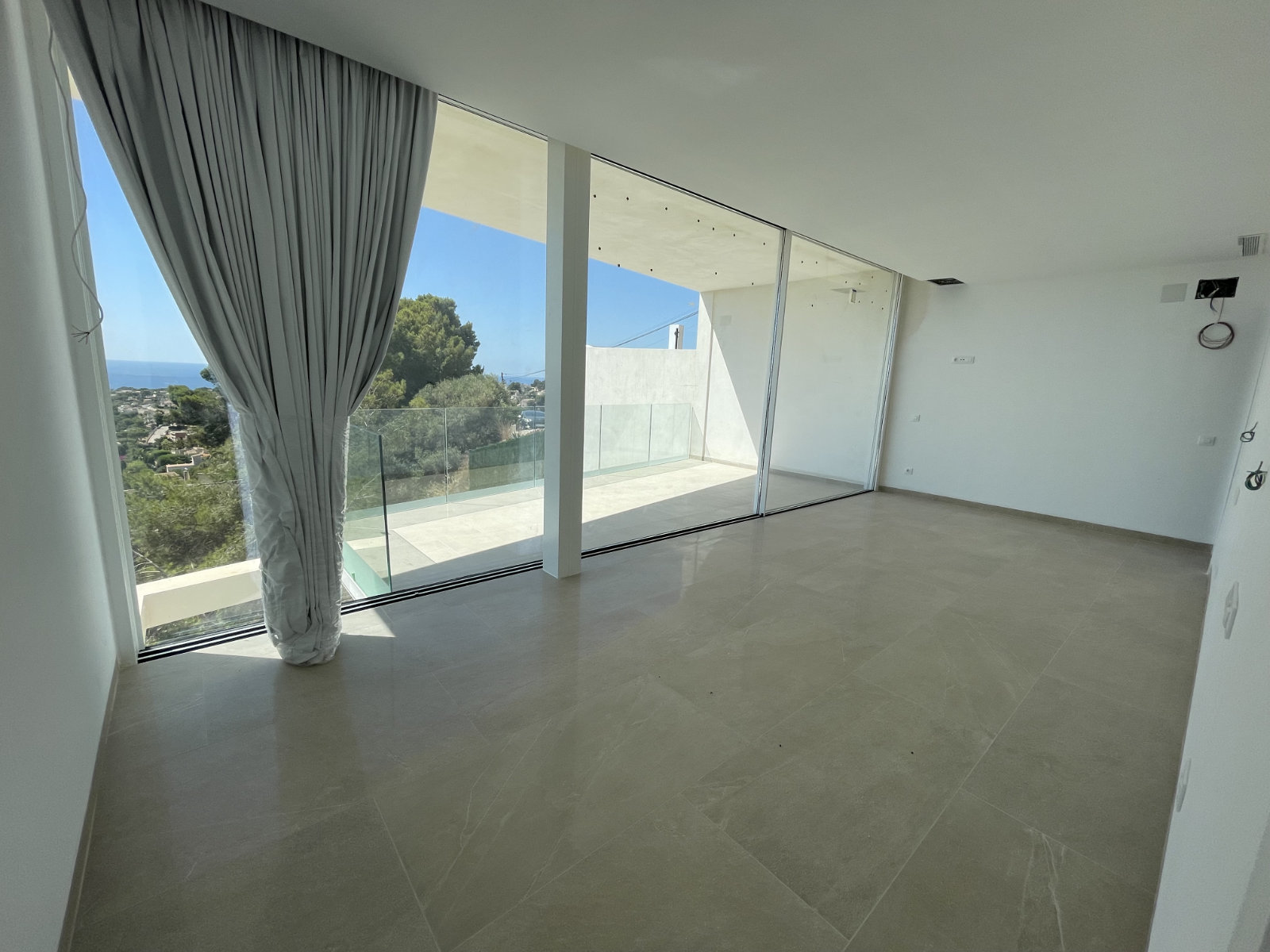 Moderne Villa mit Meerblick zu verkaufen in Benissa